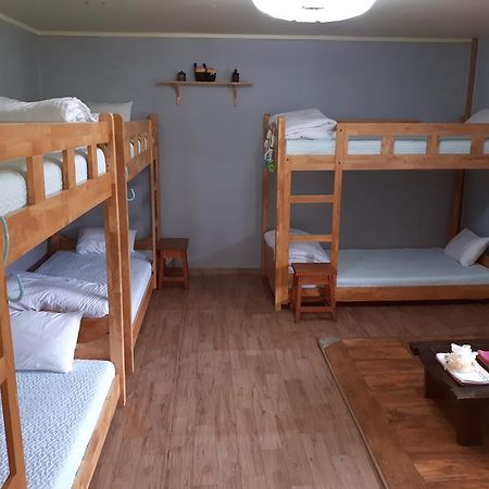 Joseph Tree Guest House Jeju Esterno foto