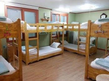 Joseph Tree Guest House Jeju Esterno foto